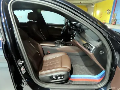 BMW 5-Series 2022, 67169 км, за 27502.78 USD - фото 11