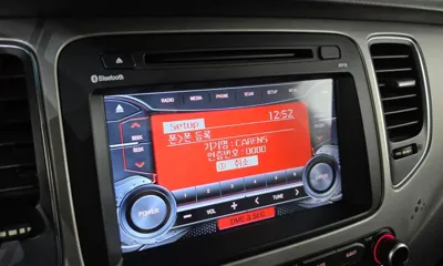 Kia Carens 2014, 164151 км, за 4875.51 USD - фото 28