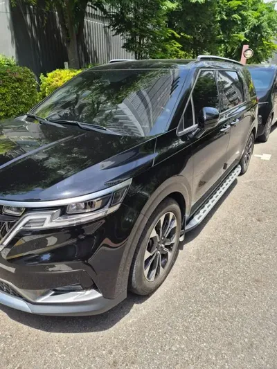 Kia Canival · 2023 год