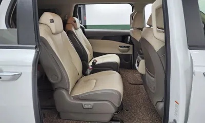Kia Canival 2023, 30732 км, за 18500.16 USD - фото 12