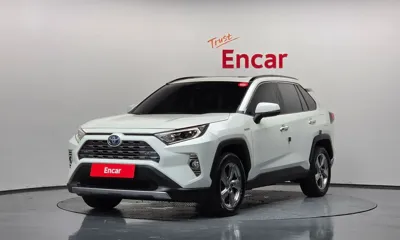 Toyota RAV4 · 2019 год