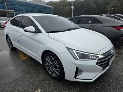 Hyundai Avante 2020, 71935 км, за 8993.04 USD