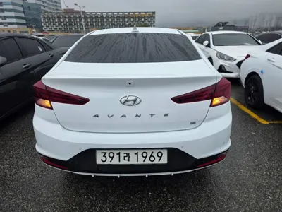 Hyundai Avante 2020, 71935 км, за 8993.04 USD