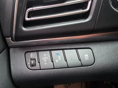 Hyundai Avante 2020, 71935 км, за 8993.04 USD - фото 9