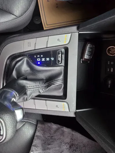 Hyundai Avante 2020, 71935 км, за 8993.04 USD - фото 11