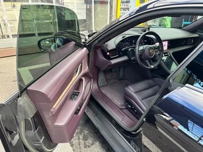 Porsche Taycan 2023, 47200 км, за 72.21 USD - фото 10