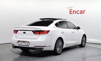Kia K7 2017, 131544 км, за 8919.72 USD