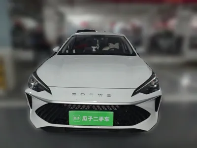Roewe i5 2026, 5200 км, за 7602 USD