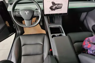 Tesla Model Y 2023, 38000 км, за 28695 USD - фото 12