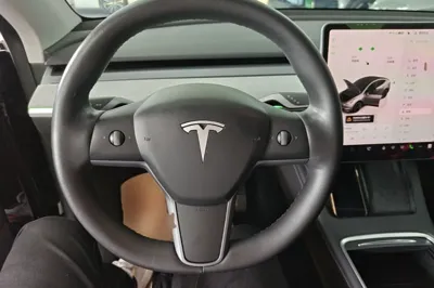 Tesla Model Y 2023, 38000 км, за 28695 USD - фото 13