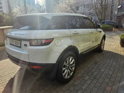 Land Rover Range Rover Evoque 2016, 94258 км, за 6840.39 USD