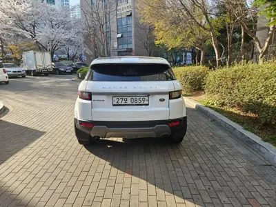 Land Rover Range Rover Evoque 2016, 94258 км, за 6840.39 USD