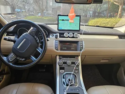 Land Rover Range Rover Evoque 2016, 94258 км, за 6840.39 USD - фото 7