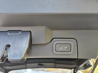 Land Rover Range Rover Evoque 2016, 94258 км, за 6840.39 USD - фото 16