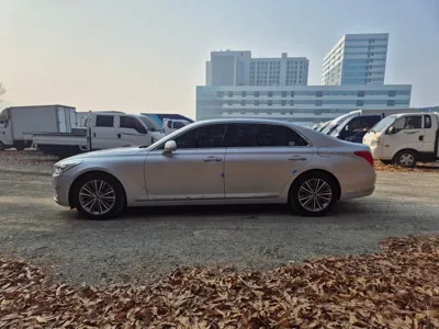 Genesis EQ900 2016, 154771 км, за 9904.19 USD