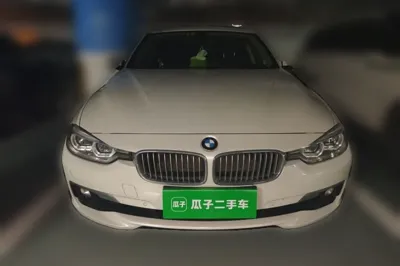 BMW 3 Series 2019, 100500 км, за 11388 USD