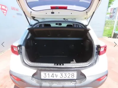 Kia Stonic 2018, 159601 км, за 5265.55 USD