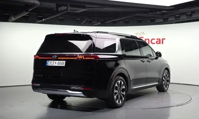 Kia Canival 2021, 47471 км, за 18679.3 USD