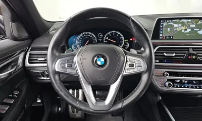 BMW 7-Series 2018, 78821 км, за 25052.9 USD - фото 13