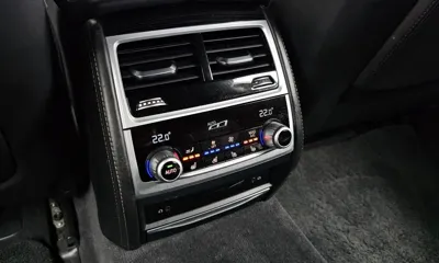 BMW 7-Series 2018, 78821 км, за 25052.9 USD - фото 18