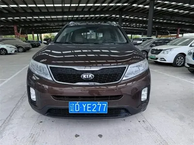 Kia Sorento · 2013 год