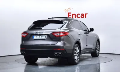 Maserati Levante 2018, 128455 км, за 15091.24 USD