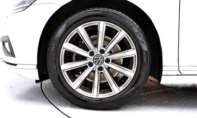 Volkswagen Passat 2021, 55538 км, за 15926.67 USD