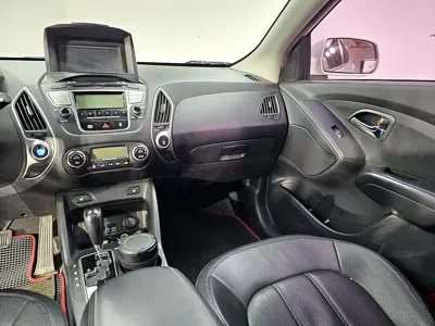 Hyundai Tucson 2013, 170429 км, за 3575.37 USD - фото 10