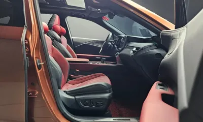 Lexus RX 2024, 4520 км, за 63749.4 USD - фото 26