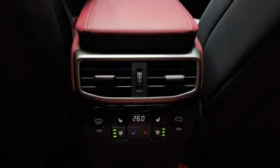Lexus RX 2024, 4520 км, за 63749.4 USD - фото 28