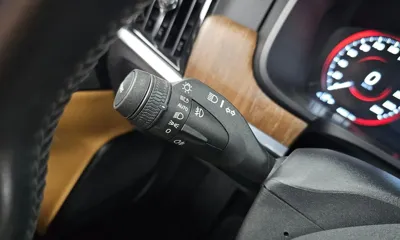 Volvo V90 2021, 44561 км, за 23939.65 USD - фото 36