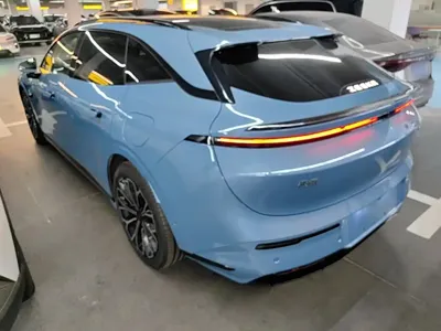 Zeekr 极氪007GT 2025, 12100 км, за 25515.74 USD