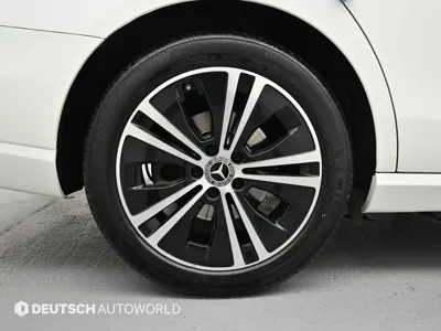 Mercedes-Benz E-Class 2021, 46438 км, за 21777.28 USD - фото 6