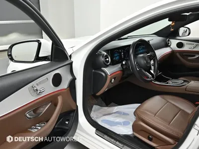 Mercedes-Benz E-Class 2021, 46438 км, за 21777.28 USD - фото 12