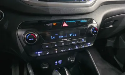 Hyundai Tucson 2017, 111819 км, за 5395.56 USD - фото 18