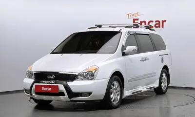 Kia Canival · 2013 год