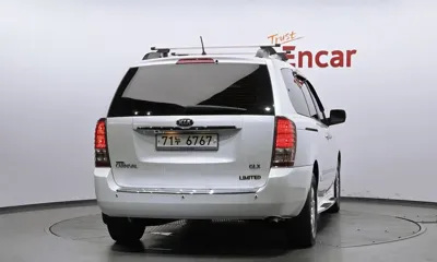 Kia Canival 2013, 113962 км, за 3122.56 USD