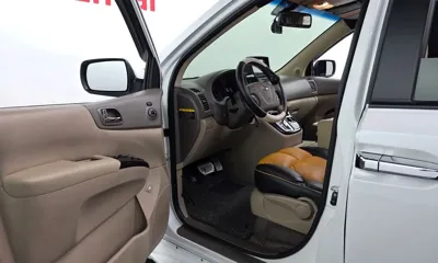 Kia Canival 2013, 113962 км, за 3122.56 USD - фото 10