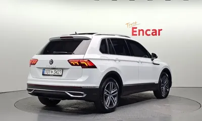 Volkswagen Tiguan 2021, 81165 км, за 19090.16 USD