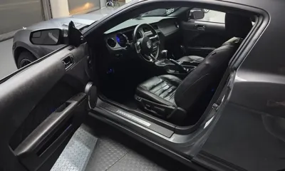 Ford Mustang 2011, 146153 км, за 5281.6 USD - фото 10