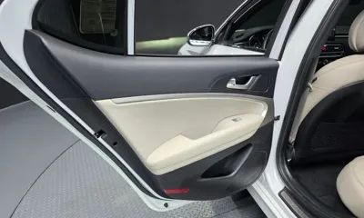 Genesis G70 2021, 108663 км, за 14769.59 USD - фото 25
