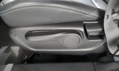 KG_Mobility_Ssangyong TIBOLI 2018, 50139 км, за 7155.05 USD - фото 31