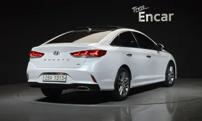 Hyundai Sonata 2018, 95034 км, за 9056.06 USD