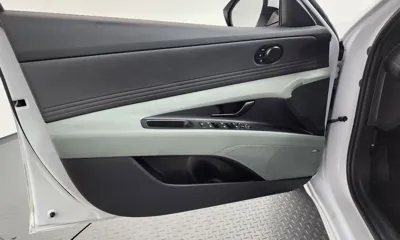 Hyundai Avante 2024, 44479 км, за 15570.04 USD - фото 24