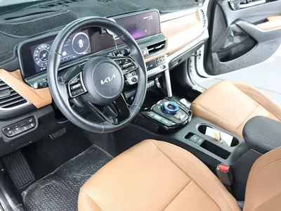 Kia Seltos 2023, 53103 км, за 17096.79 USD - фото 16