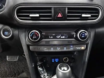 Hyundai Kona 2020, 152606 км, за 7085.74 USD - фото 10