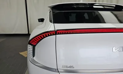 Kia EV6 2022, 107878 км, за 18526.94 USD - фото 23