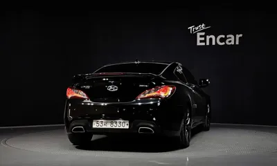 Hyundai Genesis 2014, 211075 км, за 5883.13 USD