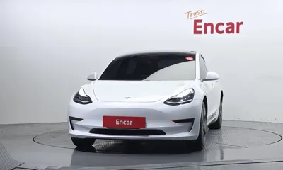 Tesla Model 3 2020, 119368 км, за 15097.81 USD