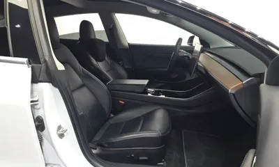 Tesla Model 3 2020, 119368 км, за 14962.28 USD - фото 26